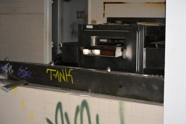 Neglected recreation building at Enterprise Park.  Perfectly good facility allowed to be trashed by the city because they didn't want the park district to have it.